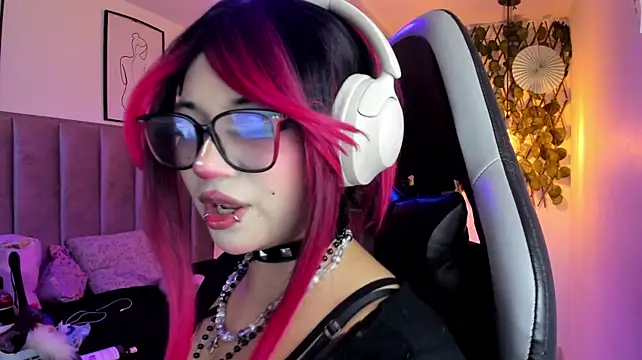 Kitty_Gang stripchat live cam model