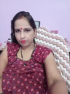 Reema05 stripchat live cam model