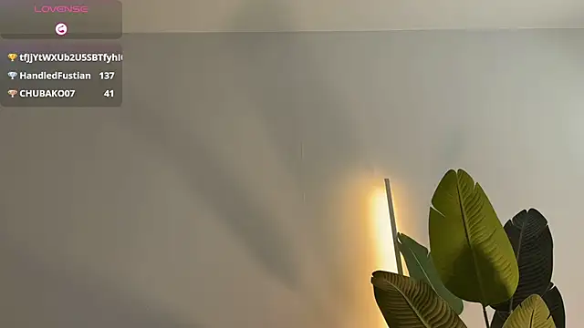 Betty-0_0 stripchat live cam model