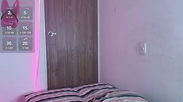 mady_gh stripchat live cam model