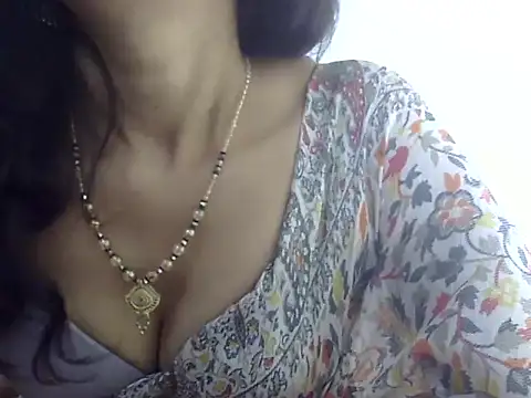 Laila_Cute stripchat live cam model