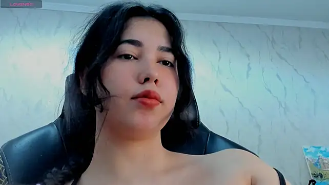 Diara_1an stripchat live cam model