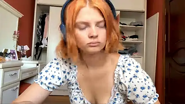 AmySlotnick stripchat live cam model