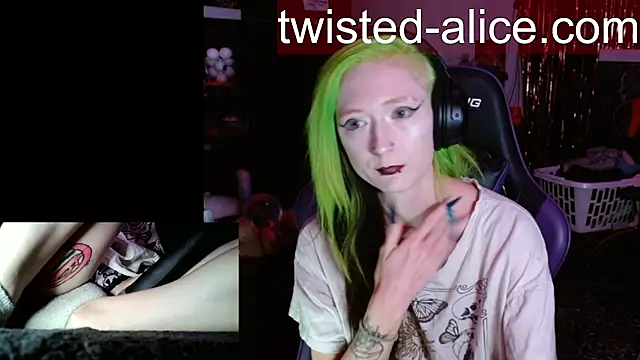 Twisted_Alice stripchat live cam model