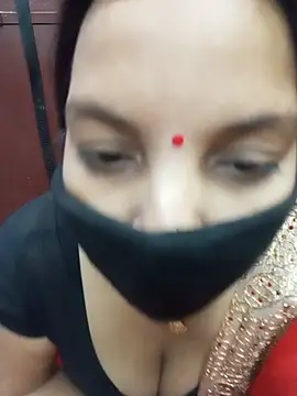 Manjudear stripchat live cam model