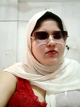 Nusrat-N stripchat live cam model