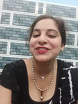 lovely-girl99 stripchat live cam model