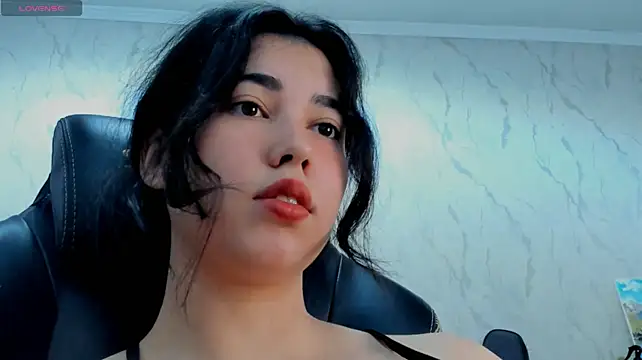Diara_1an stripchat live cam model