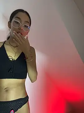 LunaVelour13 stripchat live cam model