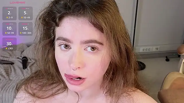 LovingWhisperr stripchat live cam model
