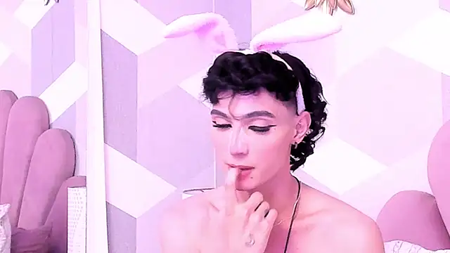 KylieMonnett stripchat live cam model