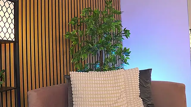 Avril_Cyrus stripchat live cam model