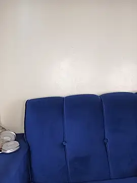 Suckmysweetboobs stripchat live cam model