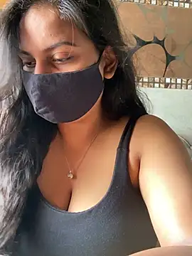 Haanikaur_saavi stripchat live cam model