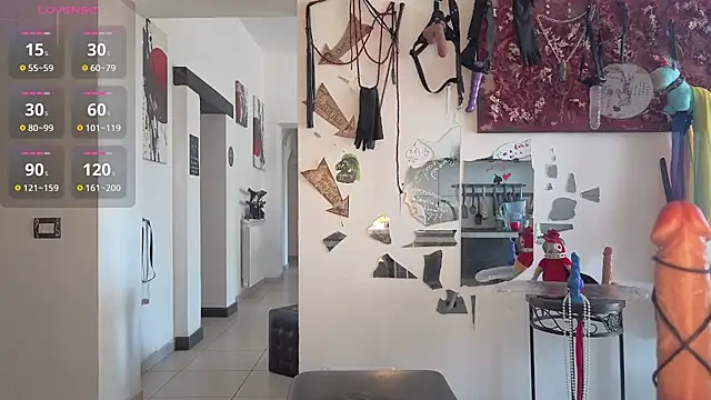 freyamoret stripchat live cam model