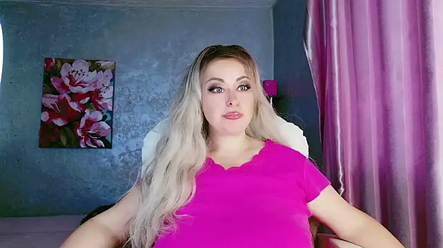 TwoFires stripchat live cam model