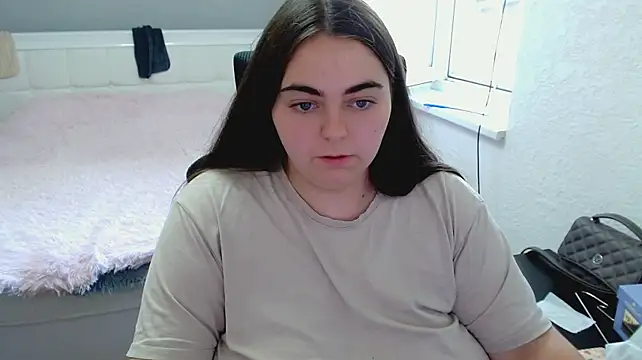 kitsune_8 stripchat live cam model