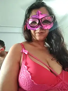 LOVE__RANI stripchat live cam model