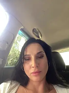 Roxana-Sexy stripchat live cam model