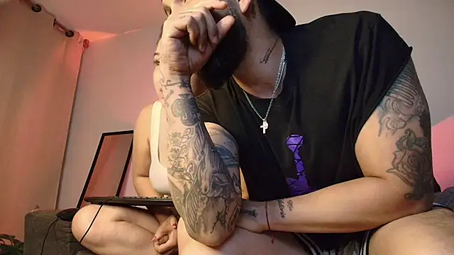 Alyssa_and_DAngelo stripchat live cam model