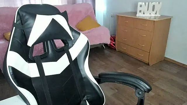 MiniModel stripchat live cam model