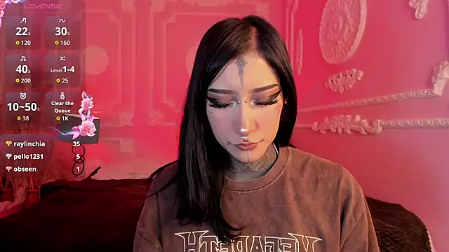 Kat_VonDe stripchat live cam model
