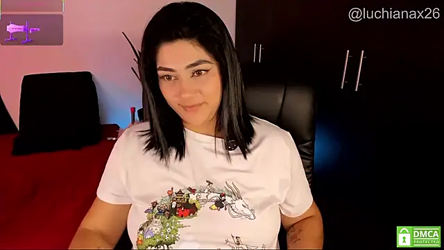 lucy2606 stripchat live cam model
