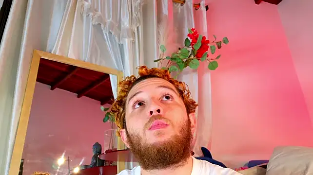 Juan_Castano stripchat live cam model