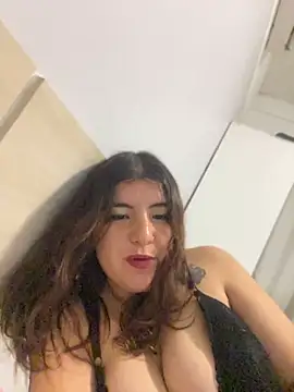 SofiaDinamita stripchat live cam model