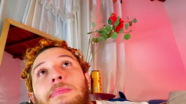 Juan_Castano stripchat live cam model