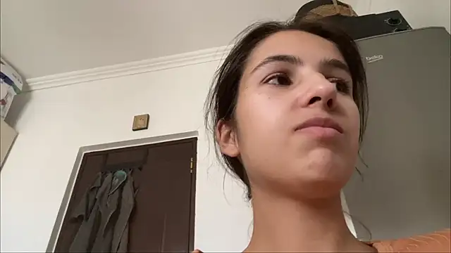 SindyKay stripchat live cam model