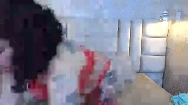 LadyMiax stripchat live cam model