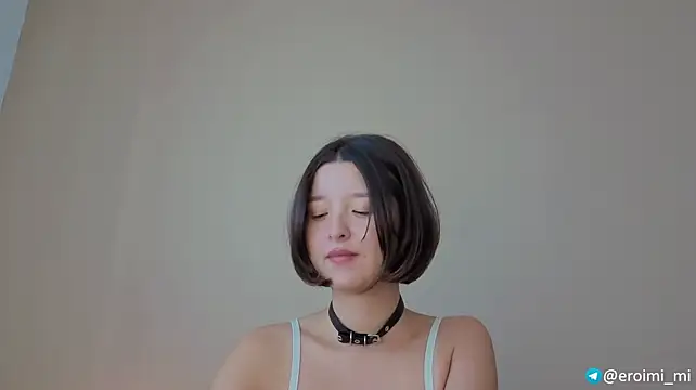 eroimi stripchat live cam model