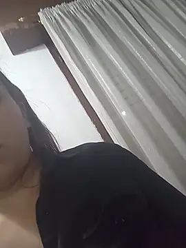 Camilitaa33 stripchat live cam model