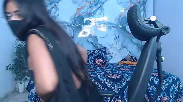 Deevisha-queen stripchat live cam model