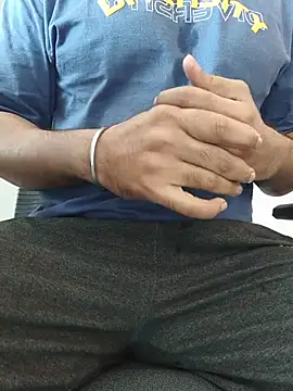 8inch_hunk19 stripchat live cam model