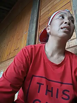 vtmbae stripchat live cam model