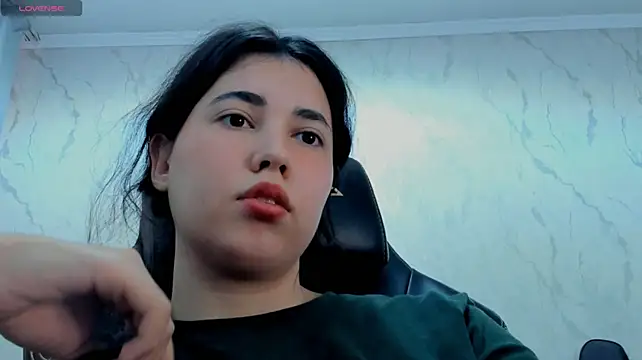 Diara_1an stripchat live cam model