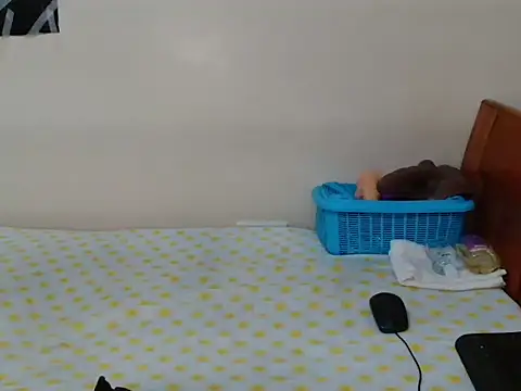 jannie_e stripchat live cam model