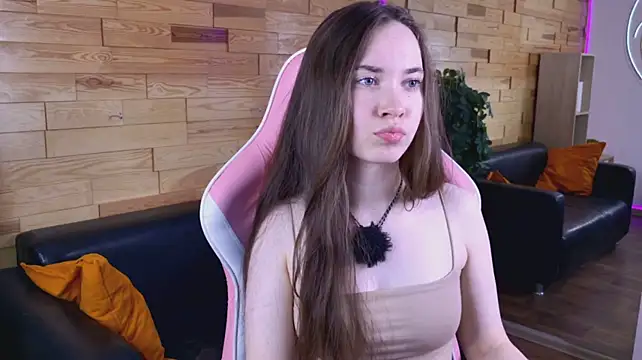 LilaMccoy stripchat live cam model