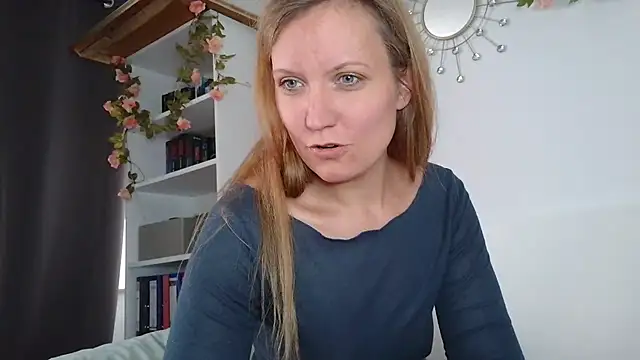 Candy_Cougar stripchat live cam model