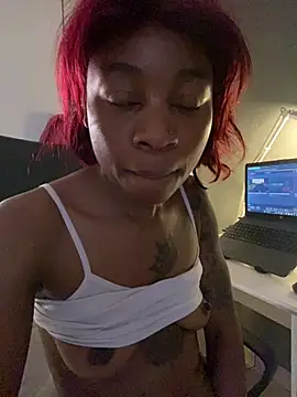 Scotchbonnett stripchat live cam model