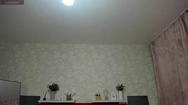 KattyPeachX stripchat live cam model