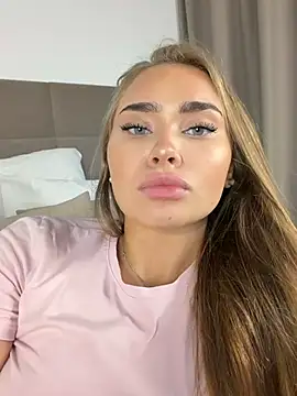 MonicaWestt stripchat live cam model