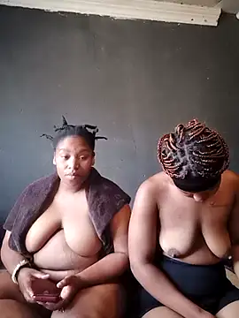 Diva-girl1 stripchat live cam model