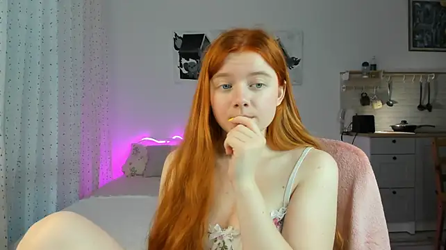 Evie_Tomioka stripchat live cam model