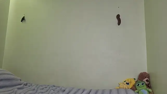 JoanieBelrose stripchat live cam model