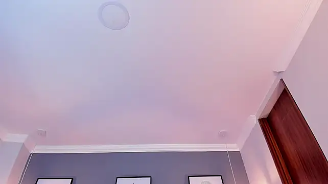 Nina_Ford stripchat live cam model