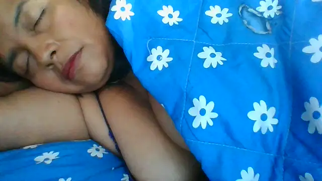 DianaOchoa_ stripchat live cam model
