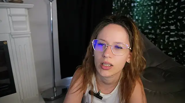 Nicole_Bliss stripchat live cam model